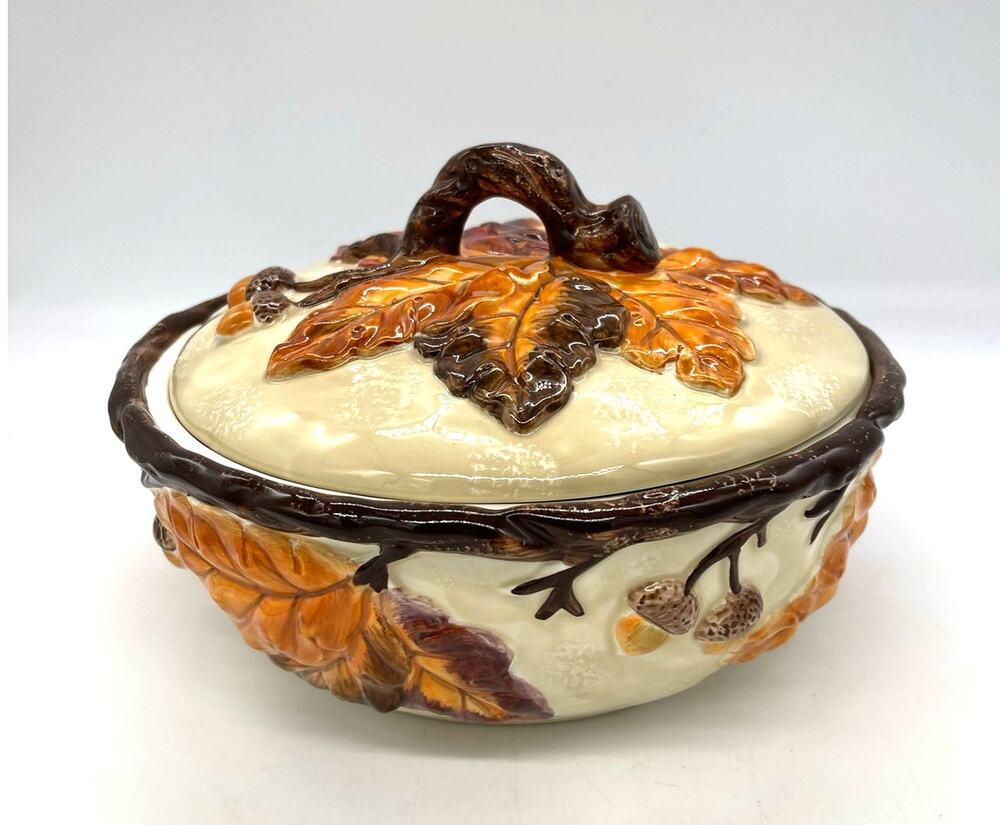 Baum Acorn Collection Fall Autumn Thanksgiving Casserole Covered Dish
